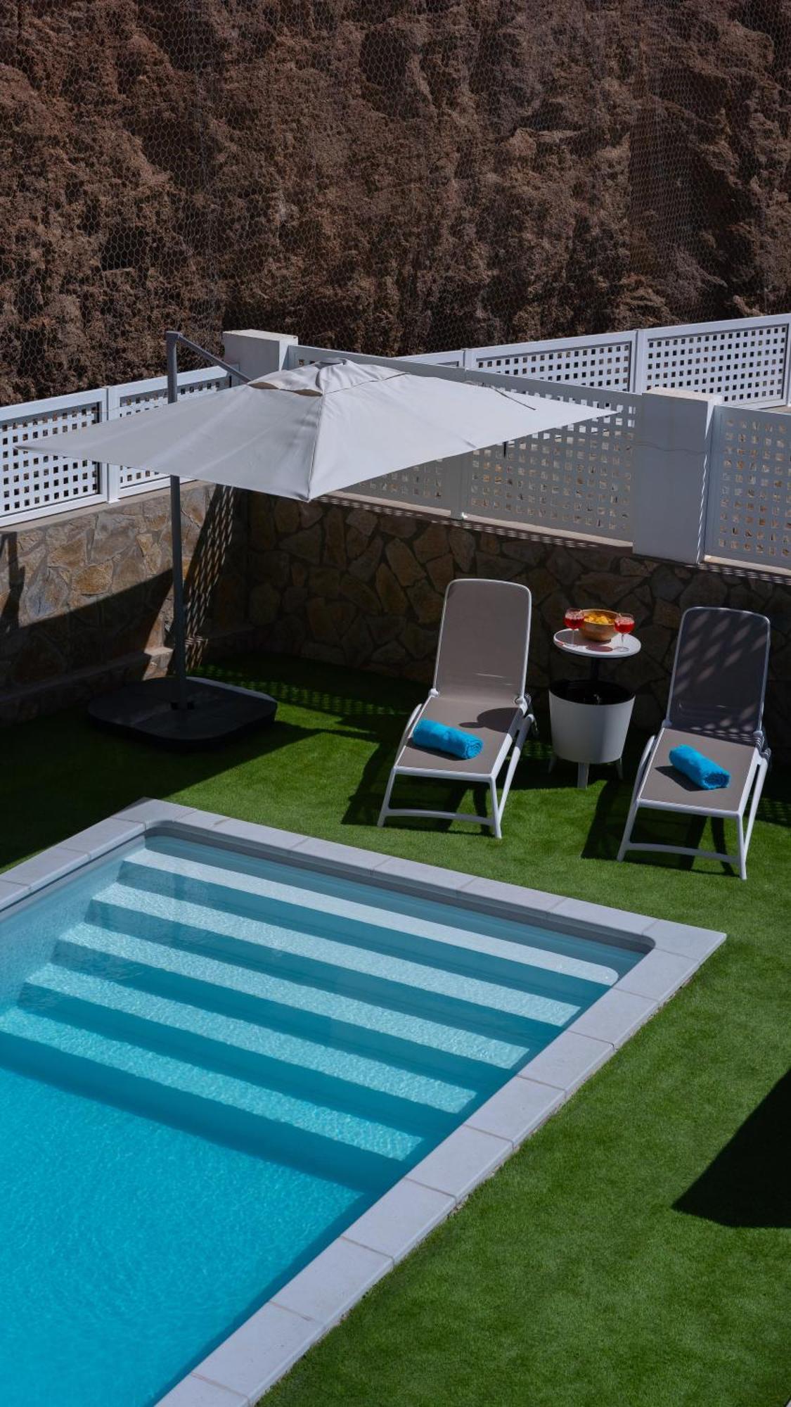 Malibu Mogan Secret Pool Villa - Piscina Privada Y Climatizada - Exclusive Heated Pool 拉普拉亚蒂陶洛 外观 照片