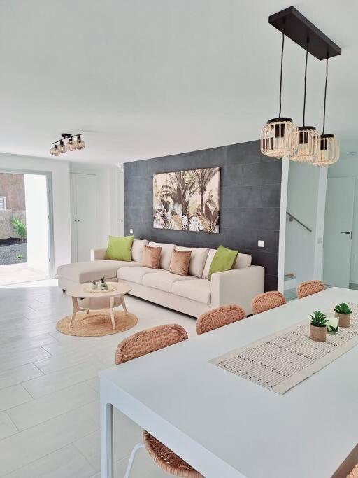 Malibu Mogan Secret Pool Villa - Piscina Privada Y Climatizada - Exclusive Heated Pool 拉普拉亚蒂陶洛 外观 照片